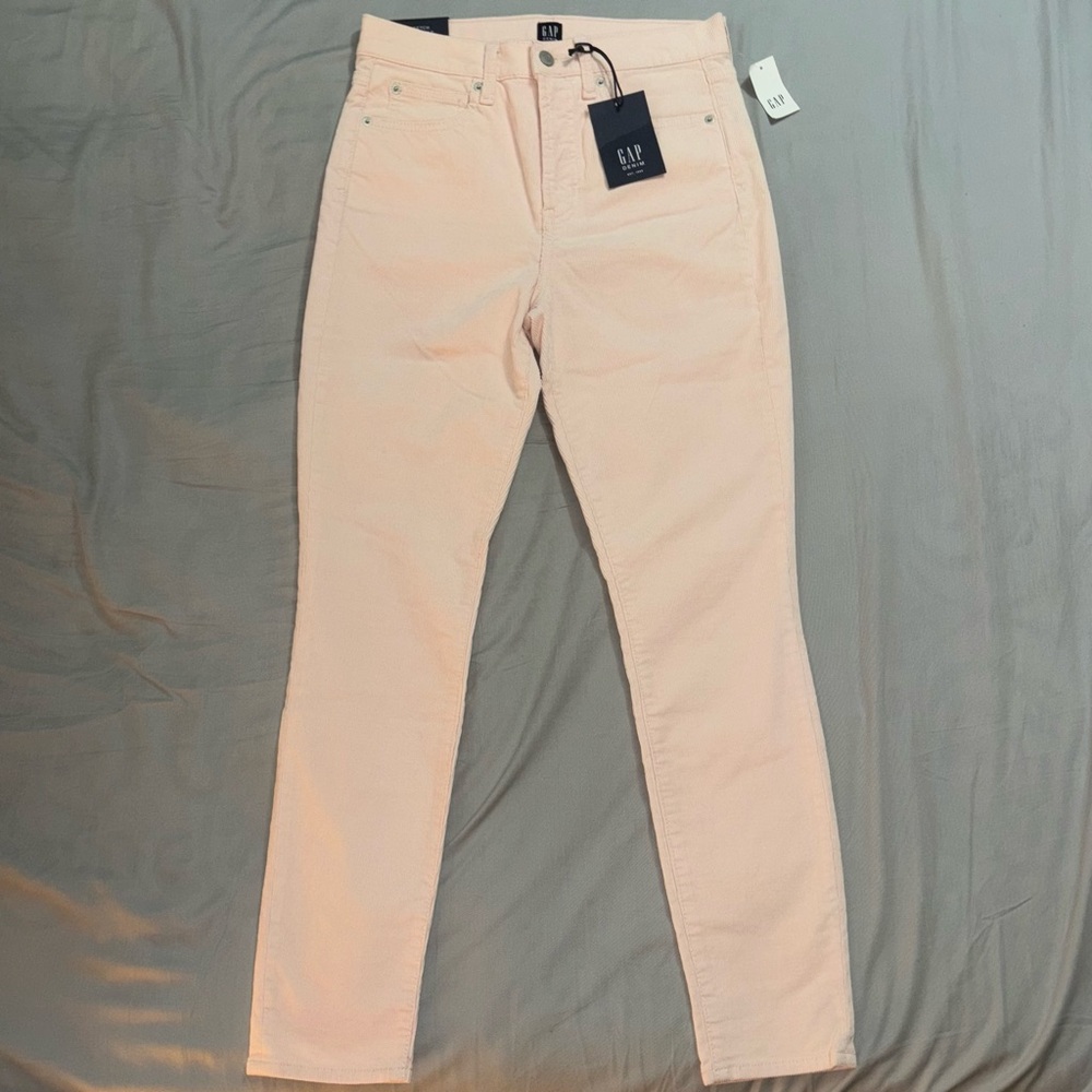 GAP Women’s Soft Pink/Cream Corduroy Pants